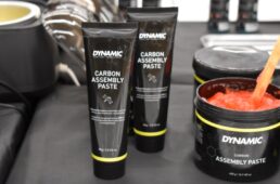 カーボンアッセンブリペースト
