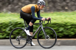 コルナゴ・V4を試乗