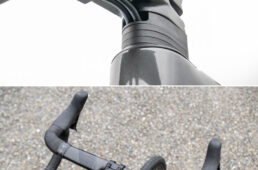 コルナゴ・V4のハンドルまわり