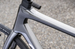 コルナゴ・V4のトップチューブ