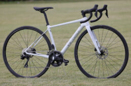 ヨネックス・グローエント（新色）