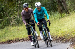 ヨネックス・グローエントを筧五郎が切る