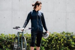 パールイズミ　ジップアップ スタンド シャツ