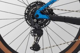 ジャイアント2025 TALON