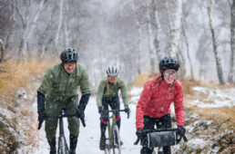 ファウデ24-25秋冬物展示