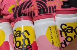 EFエデュケーション・イージーポストのボトルプレゼント