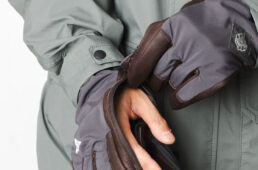 レザーコンビグローブ