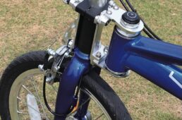 スライディング構造