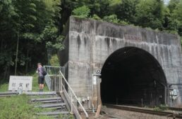 北陸トンネル列車火災事故慰霊碑