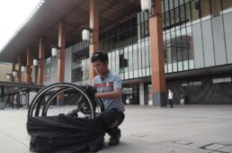 長野駅前で輪行解除