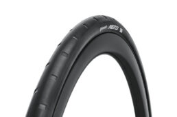 コンチネンタル　エアロトリプルワン