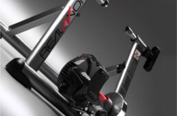 リアルアクション