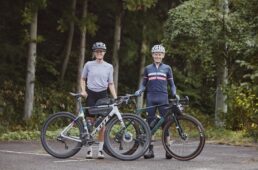 ハンナ・パロサーリさんとオリバー・タウンセンドさん