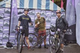 アメリカとニュージーランドの3人組