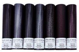 ブラック（RAL90005）に異なるエフェクトを施したサンプルパイプ