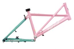 タイレルのカラーオーダーシステム