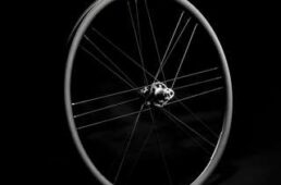 ピナレロ「ホイールアップグレードプログラム」選択ホイール追加