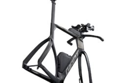 ジャイアント・トリニティ アドバンスド SL