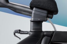 ジャイアント・トリニティ アドバンスド SL