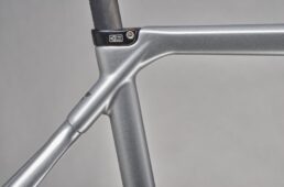 タイム・アルプデュエズX2025新色