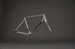 タイム・アルプデュエズX2025新色