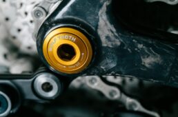 ウルフトゥース　ユニバーサルディレイラーハンガー