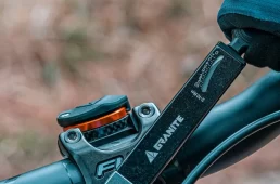 グラナイトデザイン・ロックンロールTQ