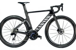 エアロードCFR Gen3 復活ローンチエディション