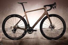 エンヴィ・フレイ2025新色