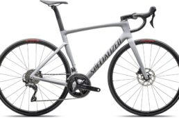 スペシャライズド2025新色