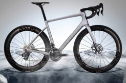 エンヴィ・フレイ2025新色