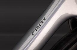 エンヴィ・フレイ2025新色