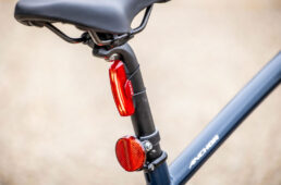 リヤリフレクターとテールランプ