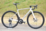 ステム一体型ハンドルの「Forza Cirrus Pro Road Integrated Cockpit