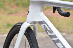 フォークディフューザー