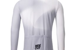 パールイズミ2025　UV ロングスリーブ ジャージ