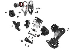 イーグル90トランスミッションのリヤディレーラー