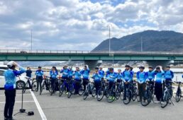 ヘルメットの被り方レクチャー