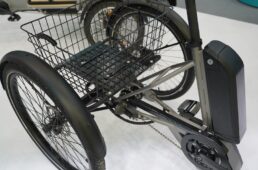 eバイク専用チェーンやタイヤ