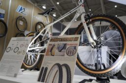 クワハラのBMXにコンペティション3