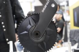 エアロカーボンクランク