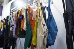 サンティーにのカラーショーツ