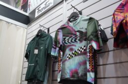 フロンティアのジャージ