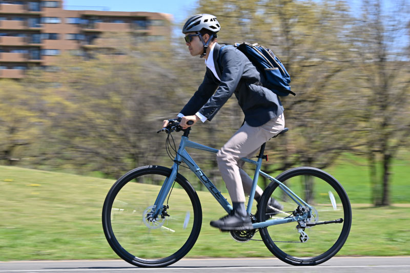 クロスバイクで自転車通勤