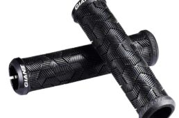 ジャイアント　グリップ