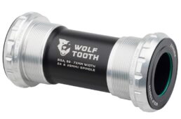 ウルフトゥース　ボトムブラケット