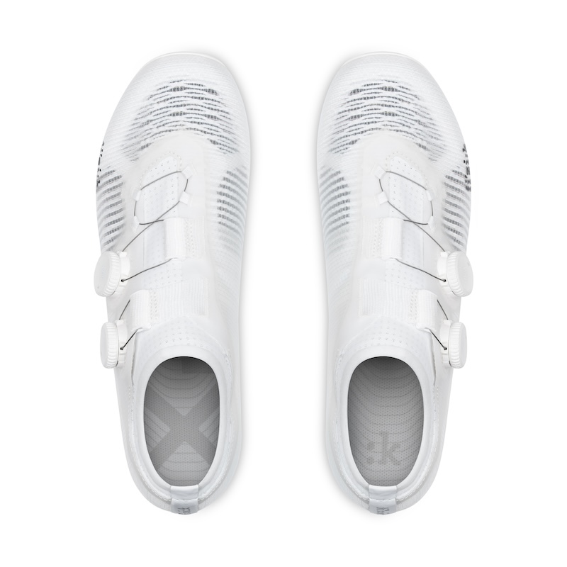 フィジーク ヴェント・ベガ・カーボン