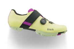 フィジーク・FEROX CARBON