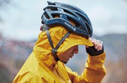 着脱できるフード