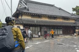 鳥居本宿の有川薬局